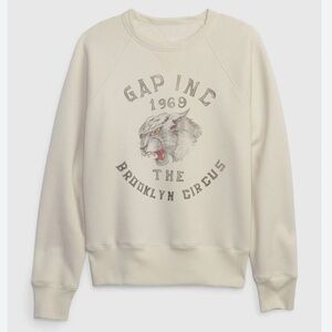 Gap × The Brooklyn Circus Adult Logo
Crewneck Sweatshirt Cream Men’s Medium